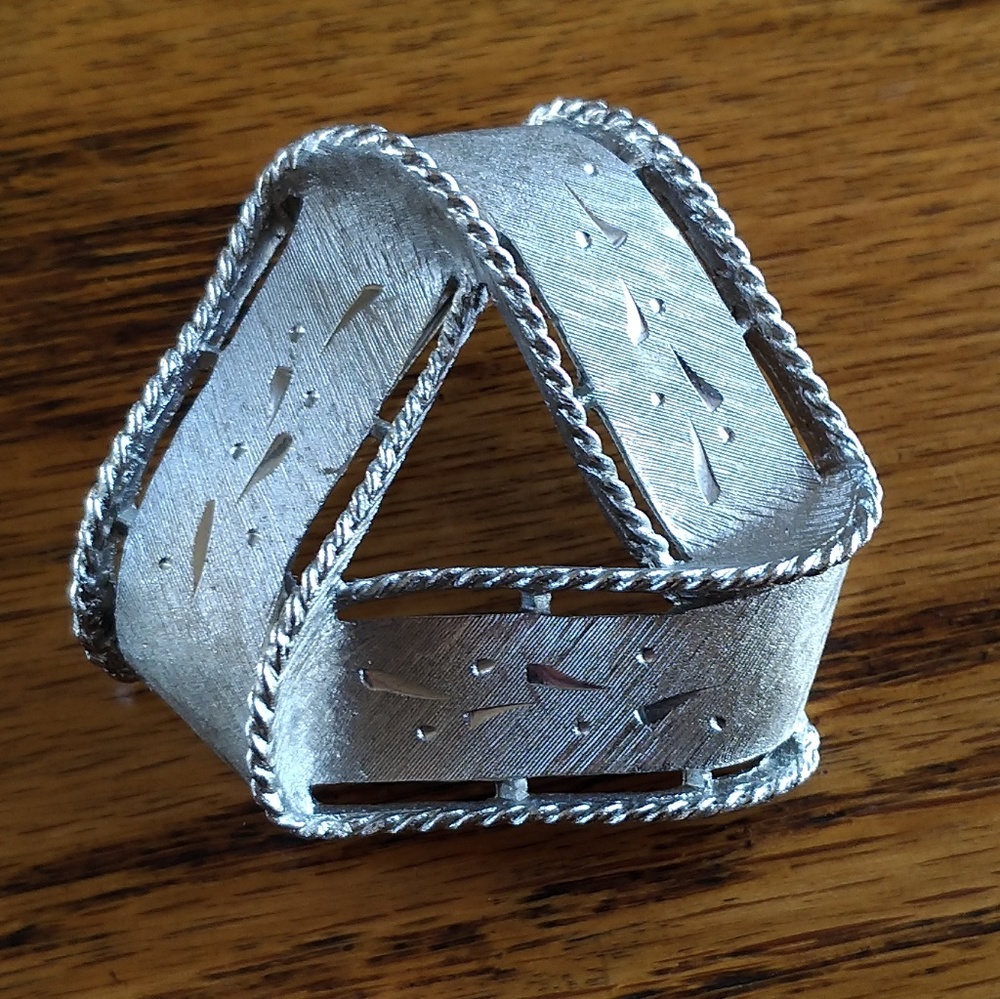Signed JJ Vintage Silver Brooch